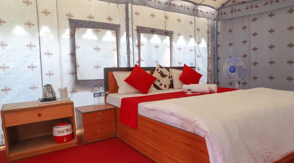 Shiv Tara Desert Camp