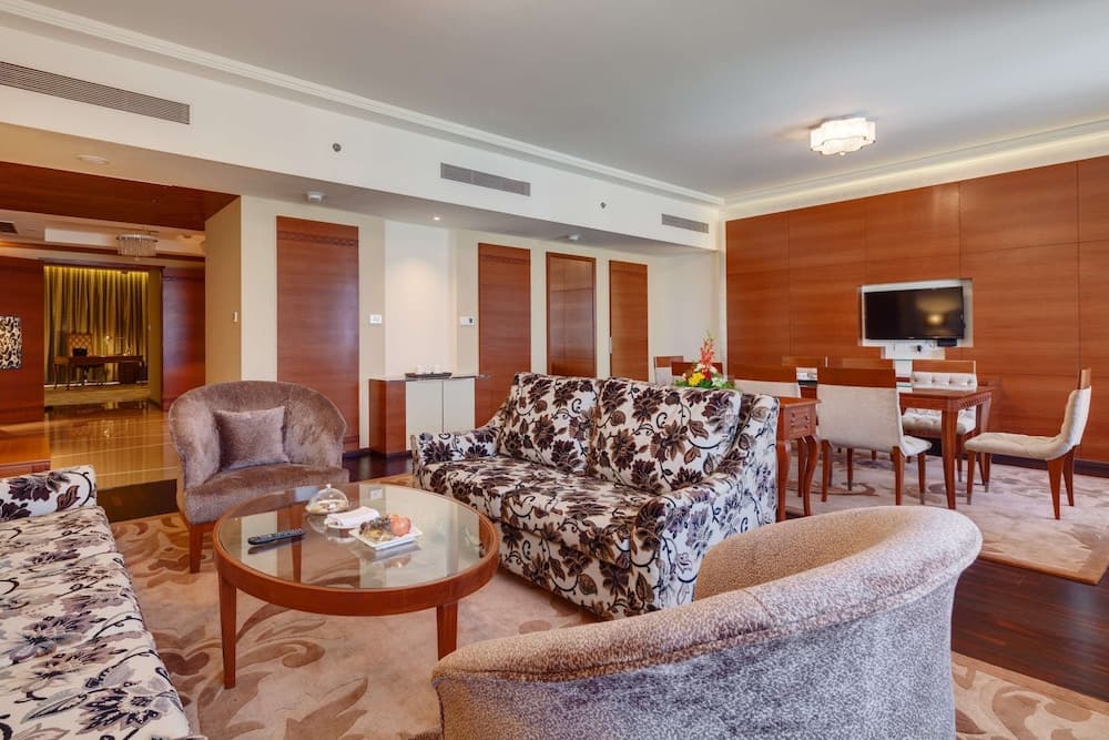 Balaji Sarovar Premiere Solapur