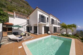 Casa Amaro Mar by Our Madeira