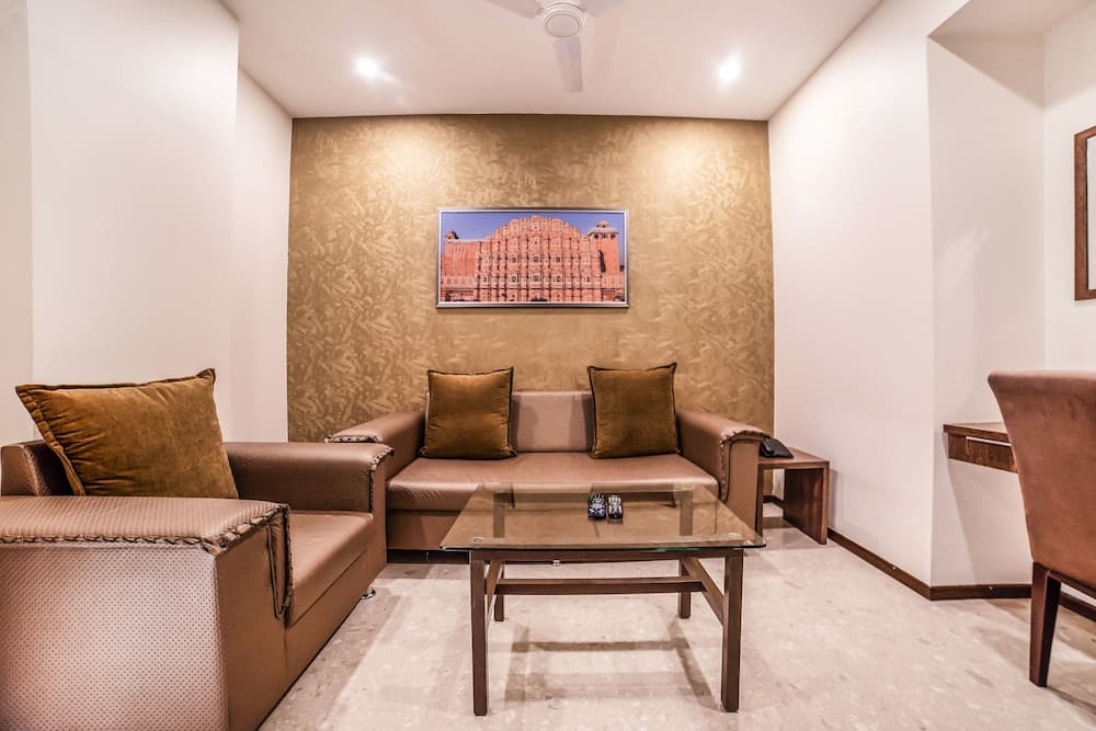 FabHotel Magnus Star Koregaon Park