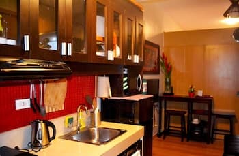 Charming Couples Condo