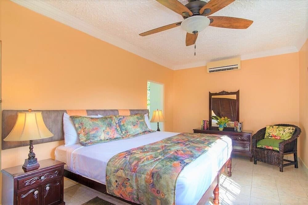 Mais oui Tennis and Spa Villa