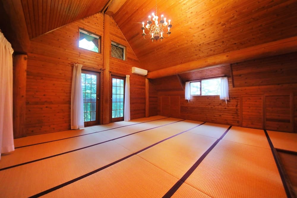 Sakura Sakura Hot Springs