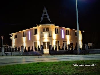 Sunrise Apartmanház