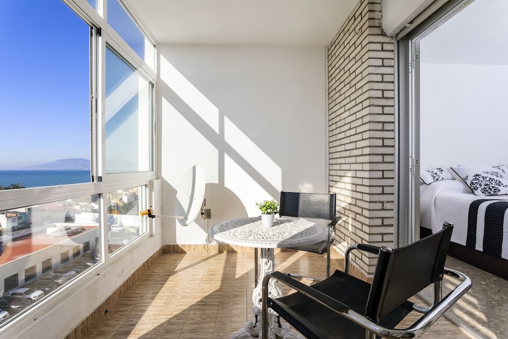 Rentcostadelsol Malaga-El Palo