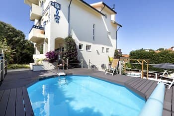 LV Premier Granja Villa- GR1