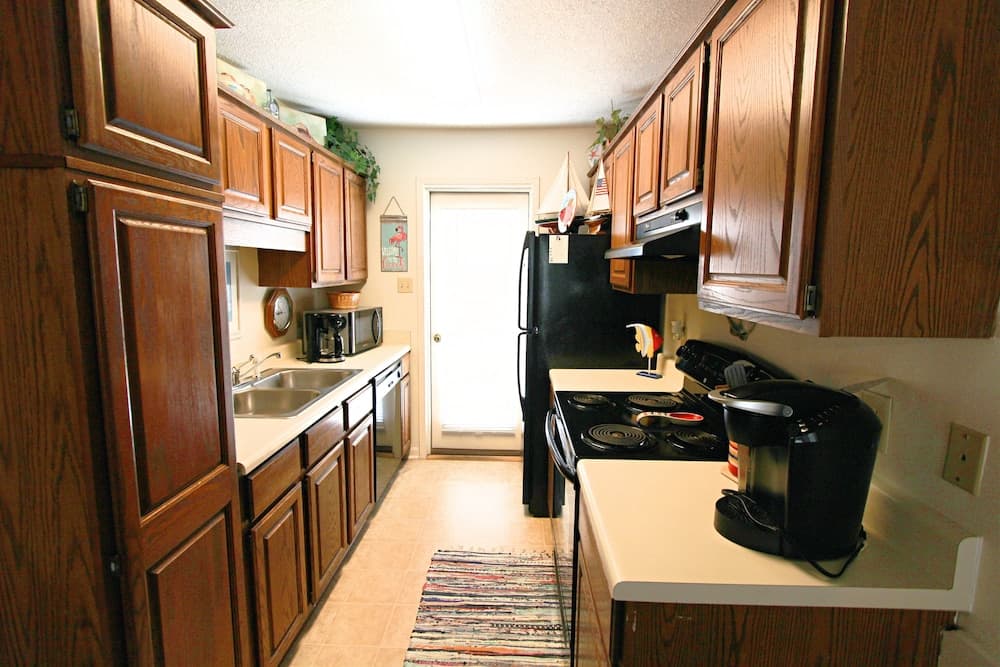 Ocean Reef 109 - Snowbird Special! Jan & Feb Monthly Rates Just Lowered!!