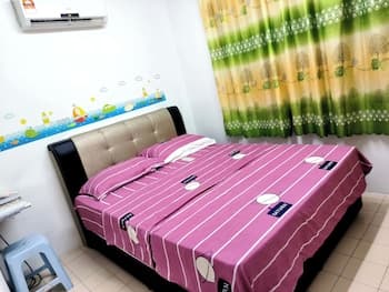 H Homestay - Semi D 1000Mbps (1Gbps) Wifi, Astro & Private Parking