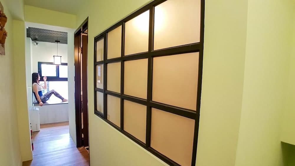 Red House & Old Lane