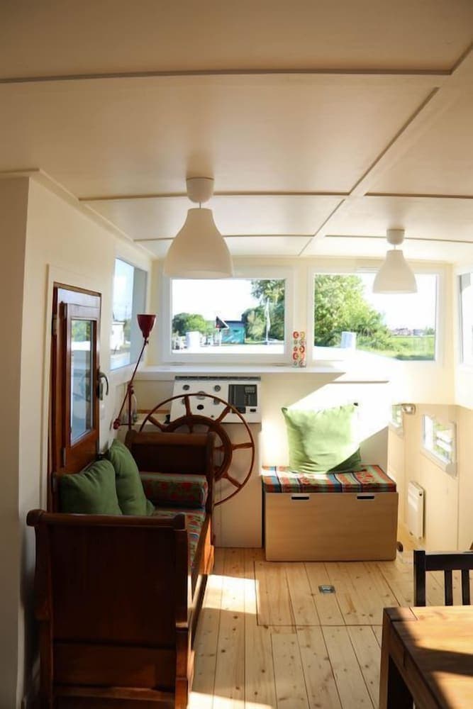 Gite Péniche Mon'Ro