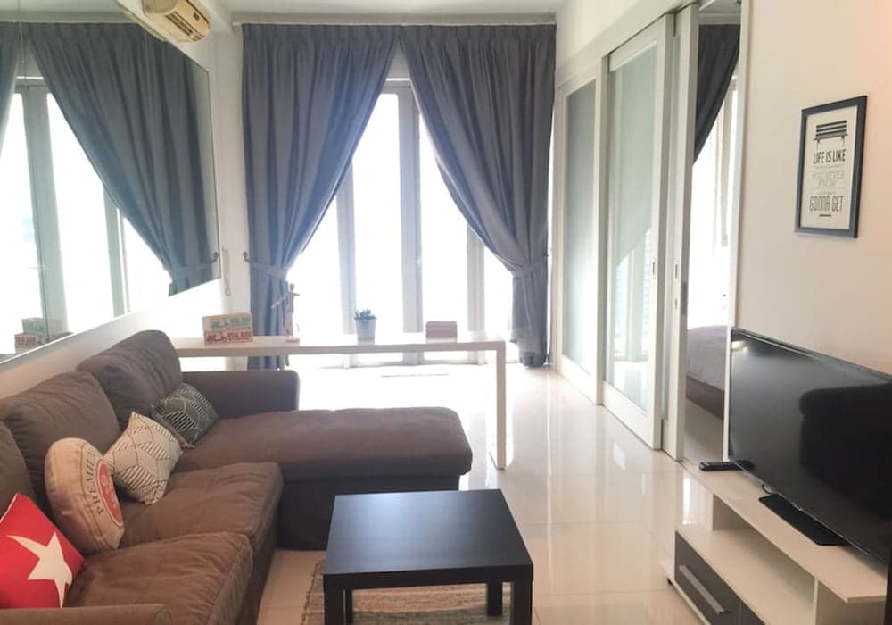 Marc Residence B2906 by SYNC