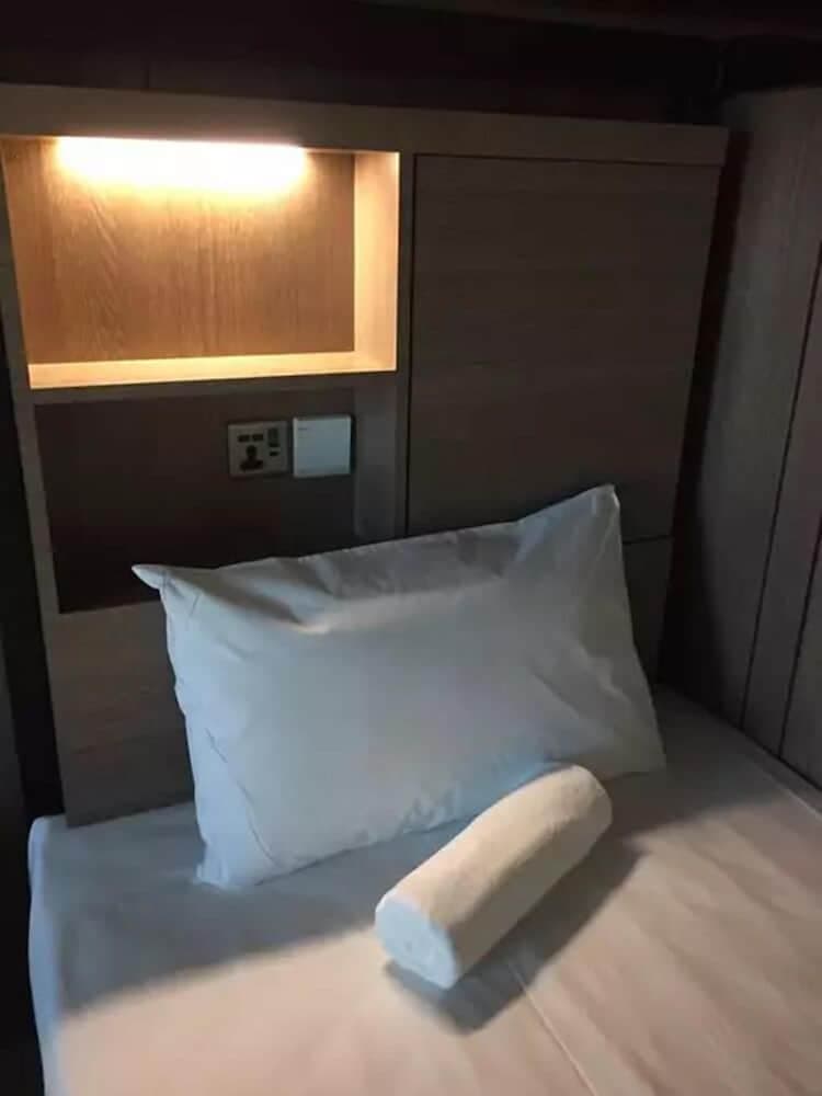 PODZzz Suites at Aeropod - K2-07-10B