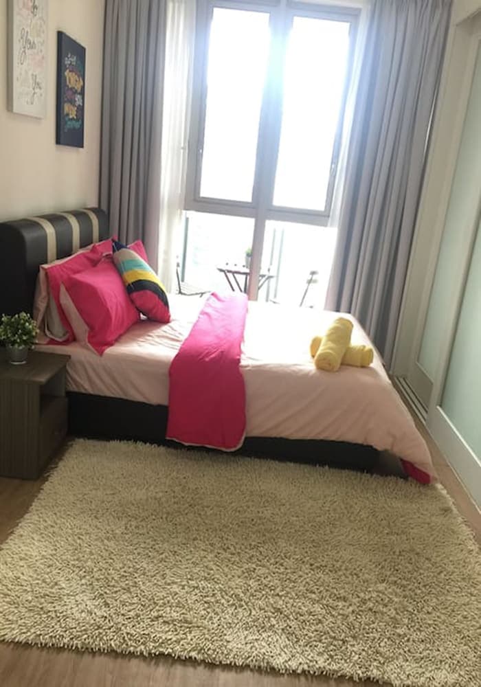 Marc Residence A23-08 by SYNC