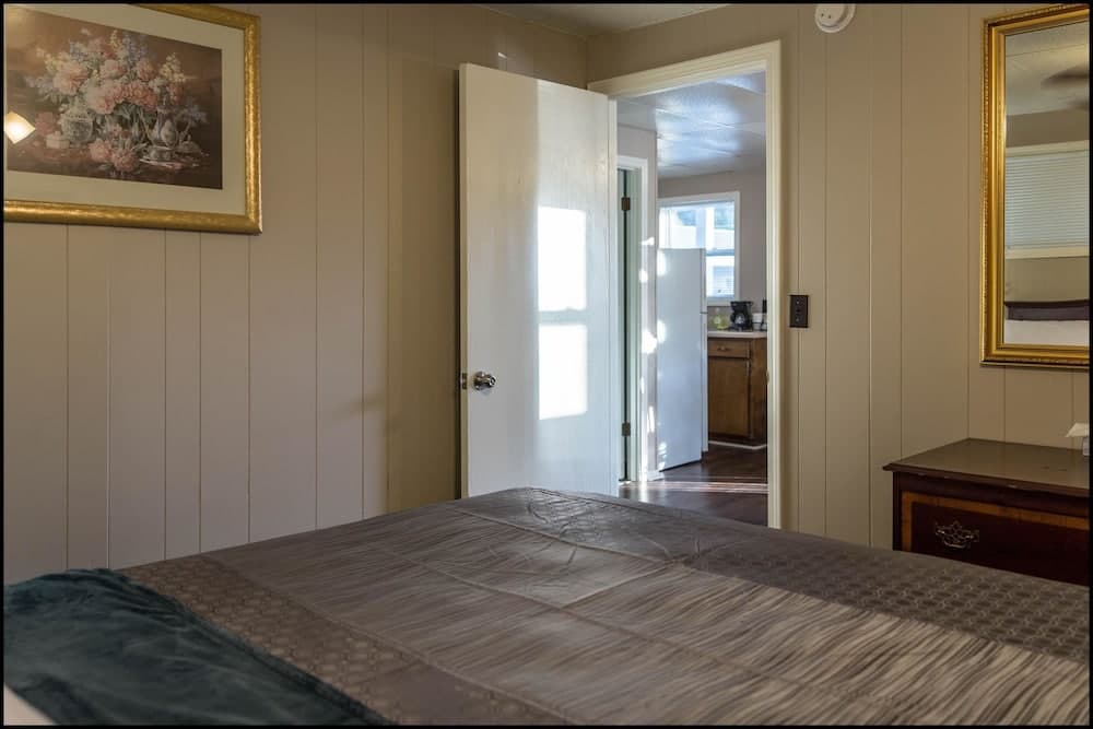 Marina Inn & Event Center