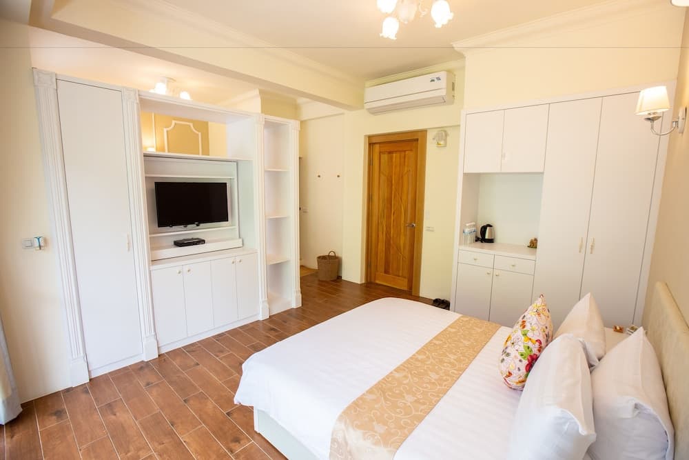 Songhe ShanShuei B&B Hotel