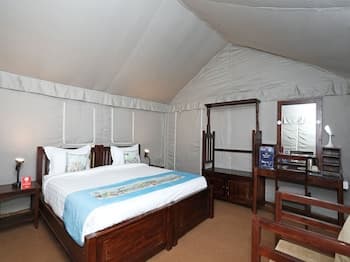 OYO 10684 Kishan Camps Resort