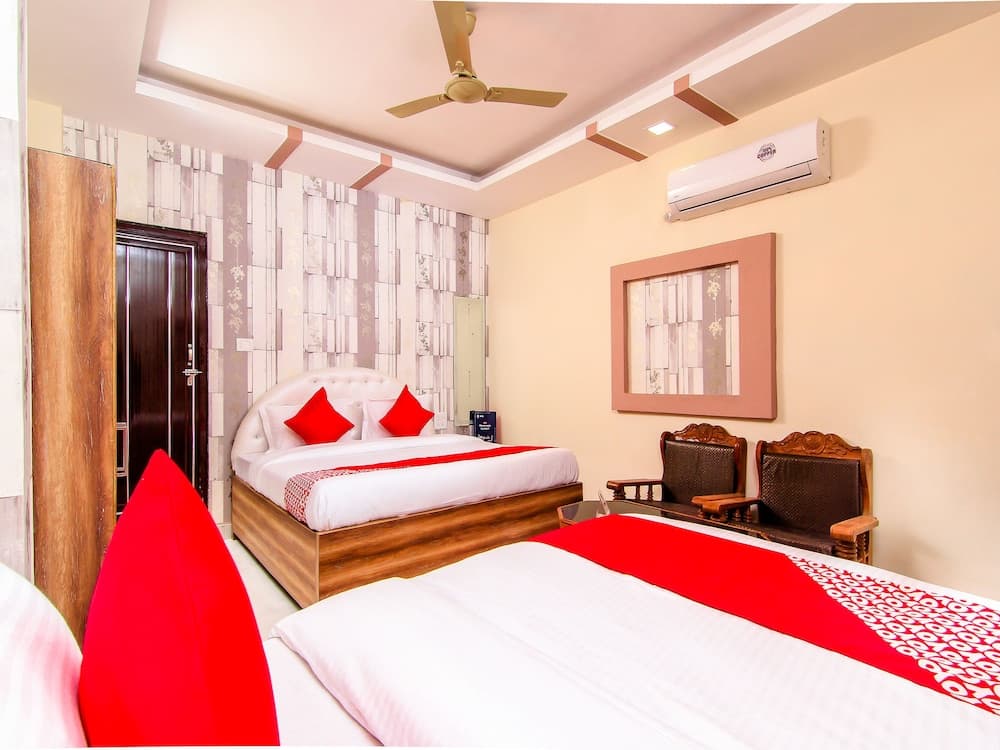 OYO 12244 Hotel JK Palace