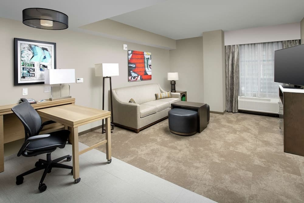Homewood Suites by Hilton Austin Downtown
