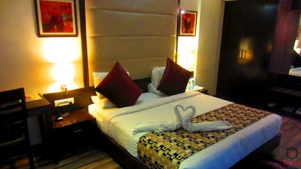 Le Tokyo Hotel Sanand