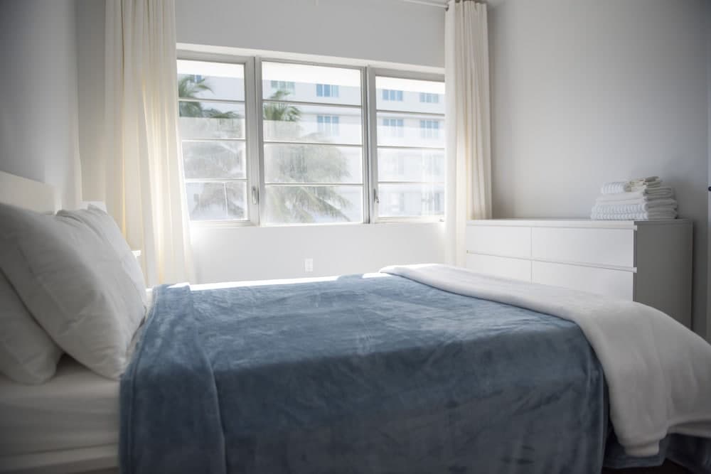 12th & Ocean Apartments by LuxUrban