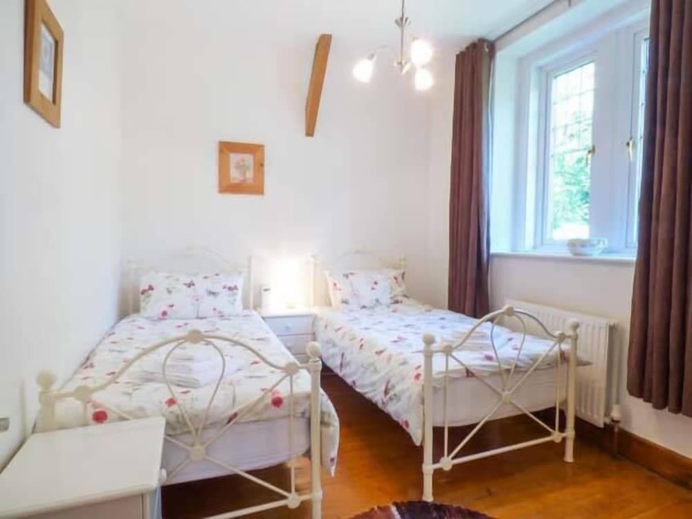 The Old School House