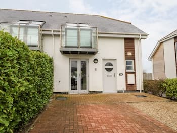 3 Bay Retreat Villas