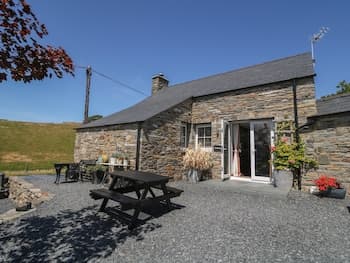Garth Morthin The Stables