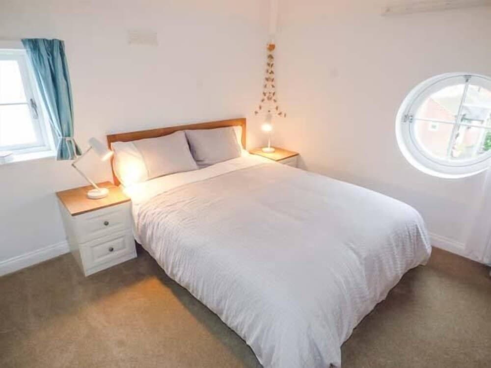 Old Church Coach House