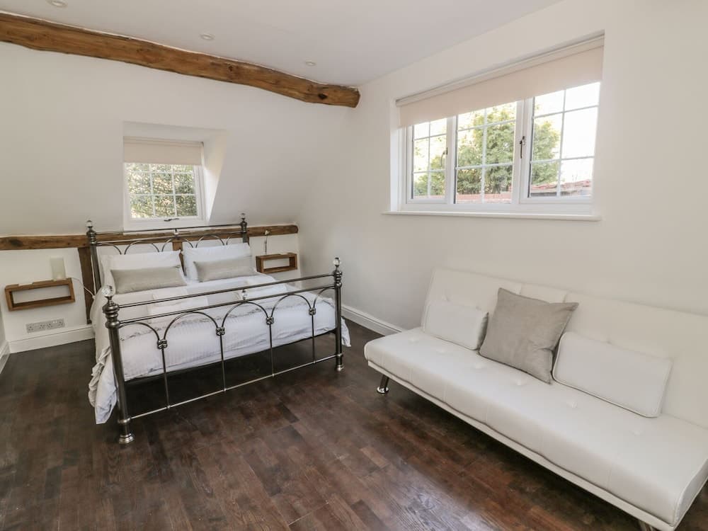 Lower Tundridge Cottage