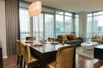 Sarkar Suites - Maple Leaf Square