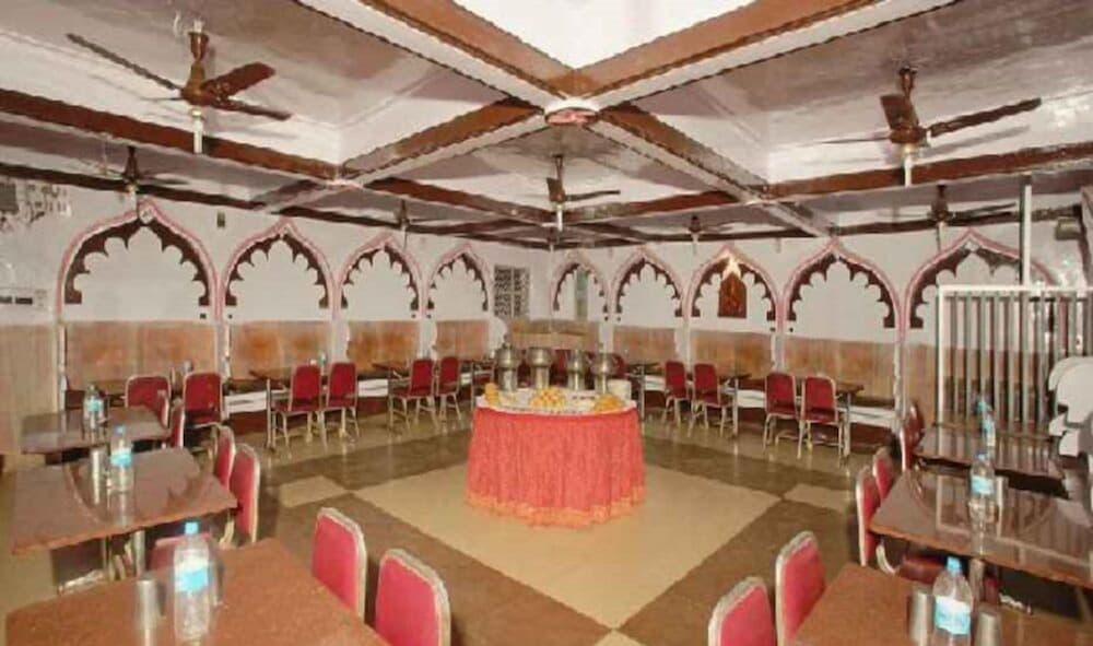 Royal Hotel Matheran