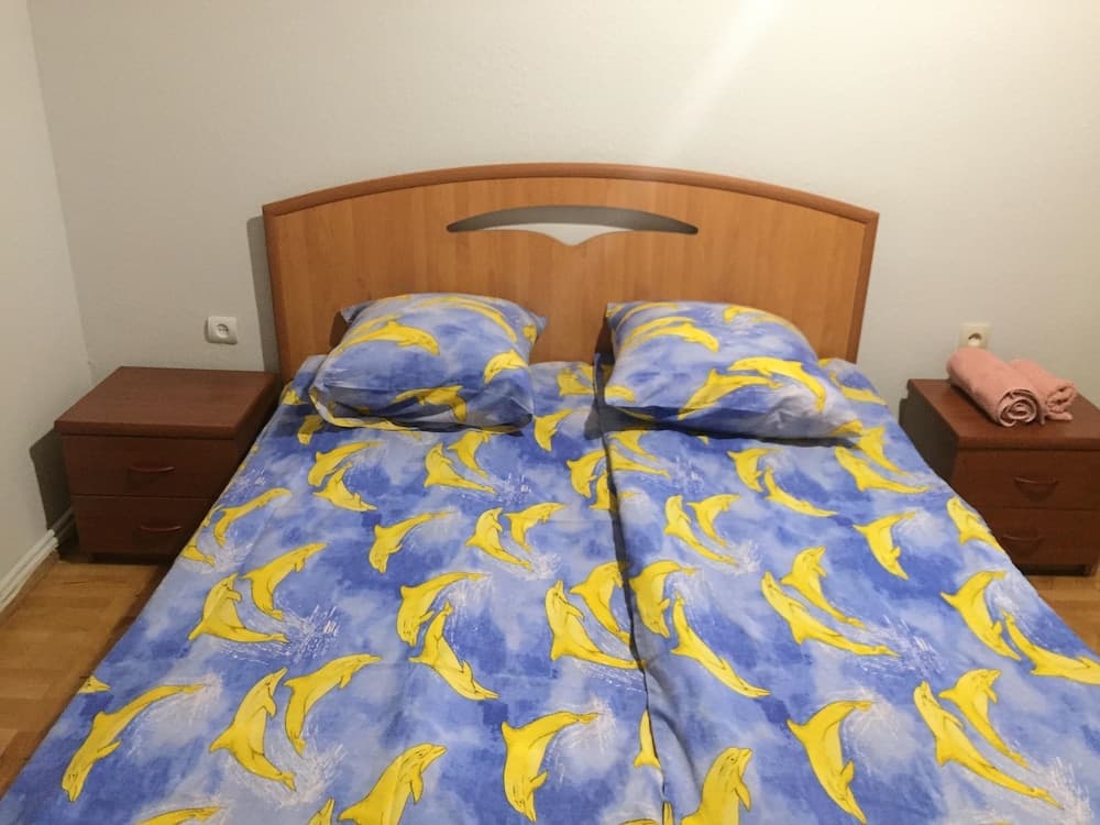 Republic Square apt&Tours