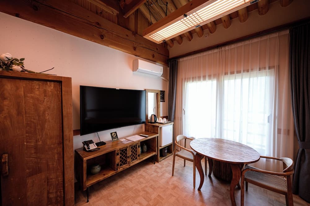 Jeonju Wangyijimil Hanok Hotel