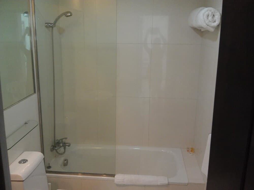 Lincoln Suite Apartments