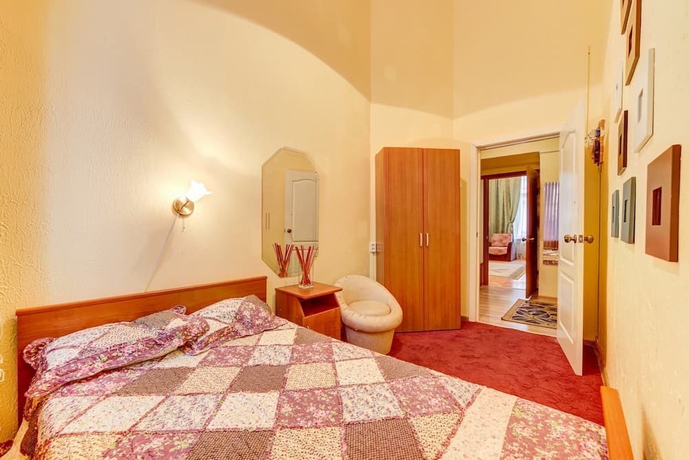 Spb2Day Bolshaya Morskaya 56