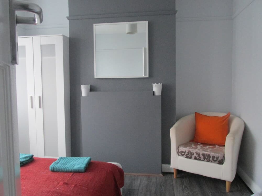 Huku Kwetu - Exton House