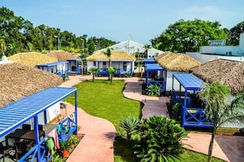 Devesa Gardens Camping & Resort