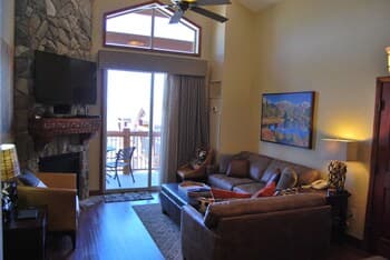 White Pines 2-BD at Westgate - Apex