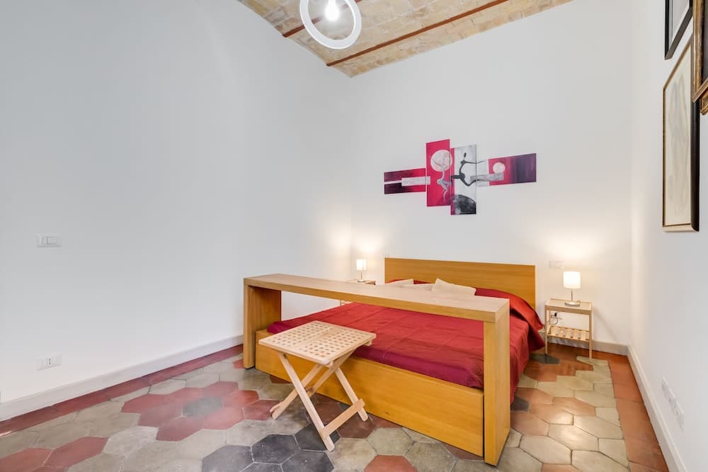 Monti Colosseum Apartment-Urbana