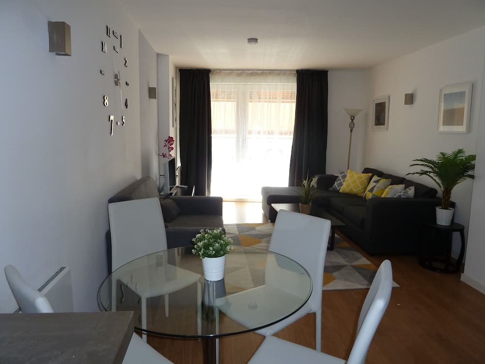 Approved Apartments Skyline Manchester