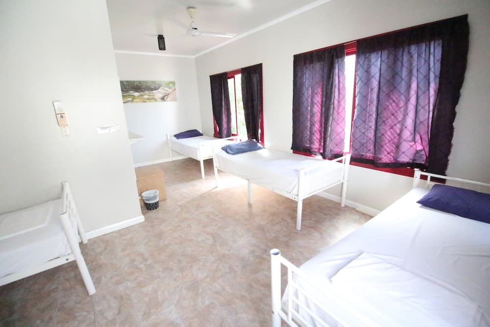 Asylum Cairns Hostel