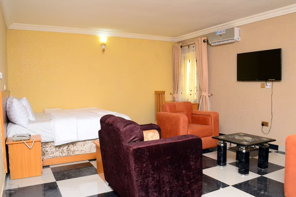 Kevotel Hotel and Suites