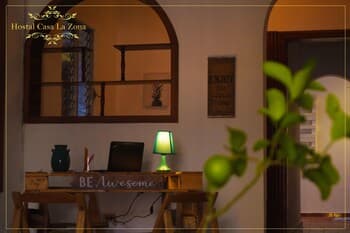 Hostal Casa La Zona - Hostel