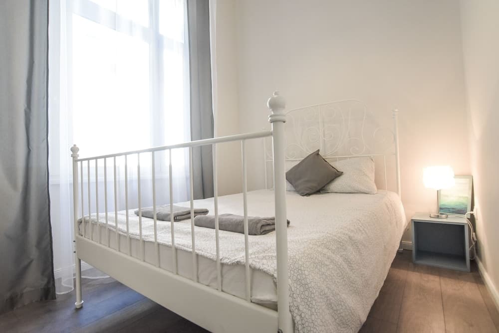 Pelicanstay next to Budapest Basillica