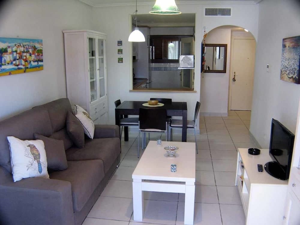 VenAVera E21B - 1 Bedroom/1Bath Beachfront WIFI