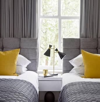 Icon Mews Southend  with FREE WiFi