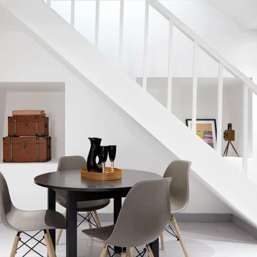 Icon Mews Southend with FREE WiFi