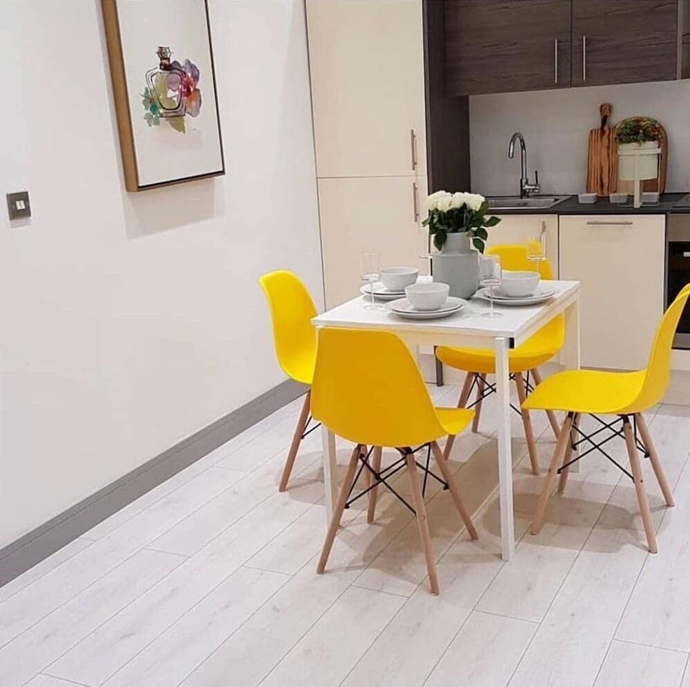 Icon Mews Southend with FREE WiFi