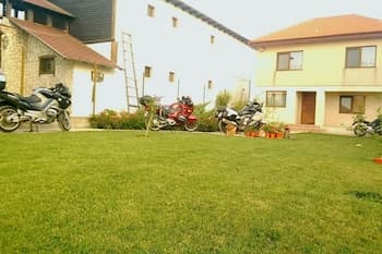 Casa Noastra Vama Veche