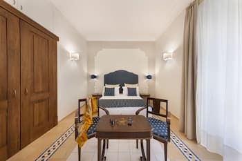 Rosa Magra Guest House